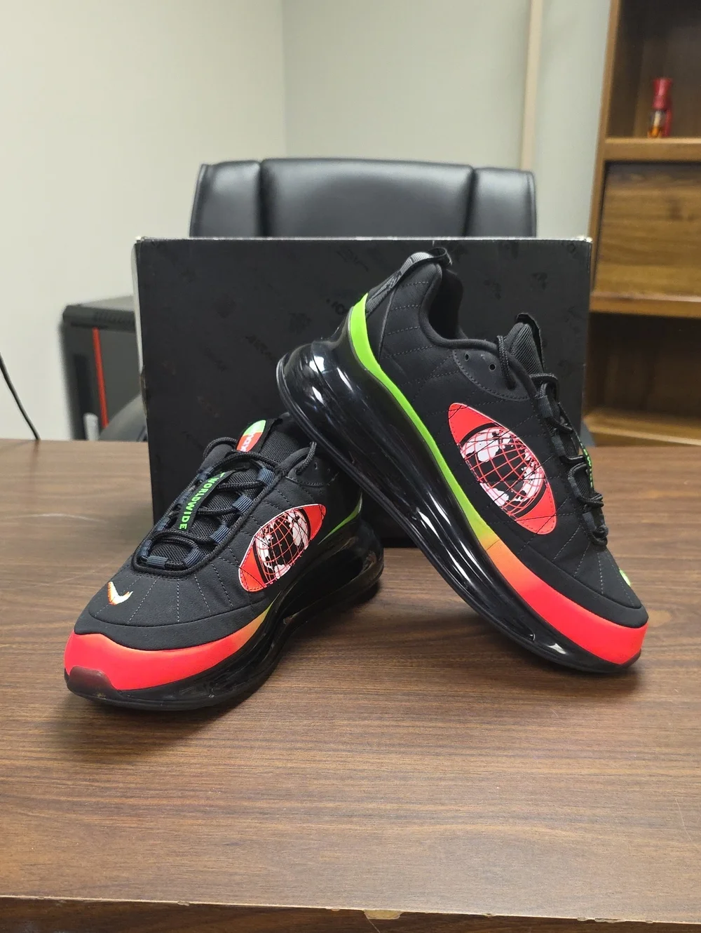 Nike Air Max MX-720-818 Worldwide Pack CT1282-001 Men's 9.5